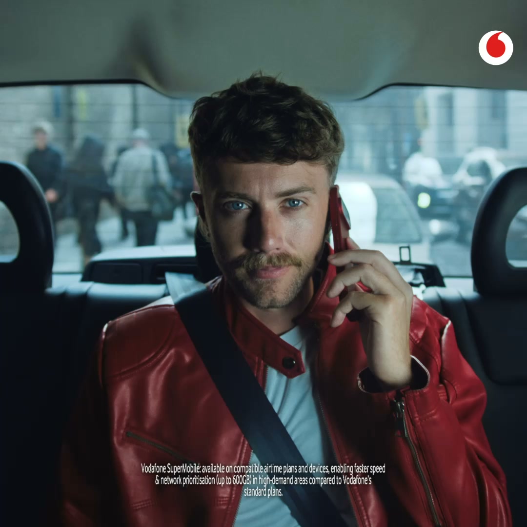 Vodafone UK Facebook ad: New Vodafone SuperMobile