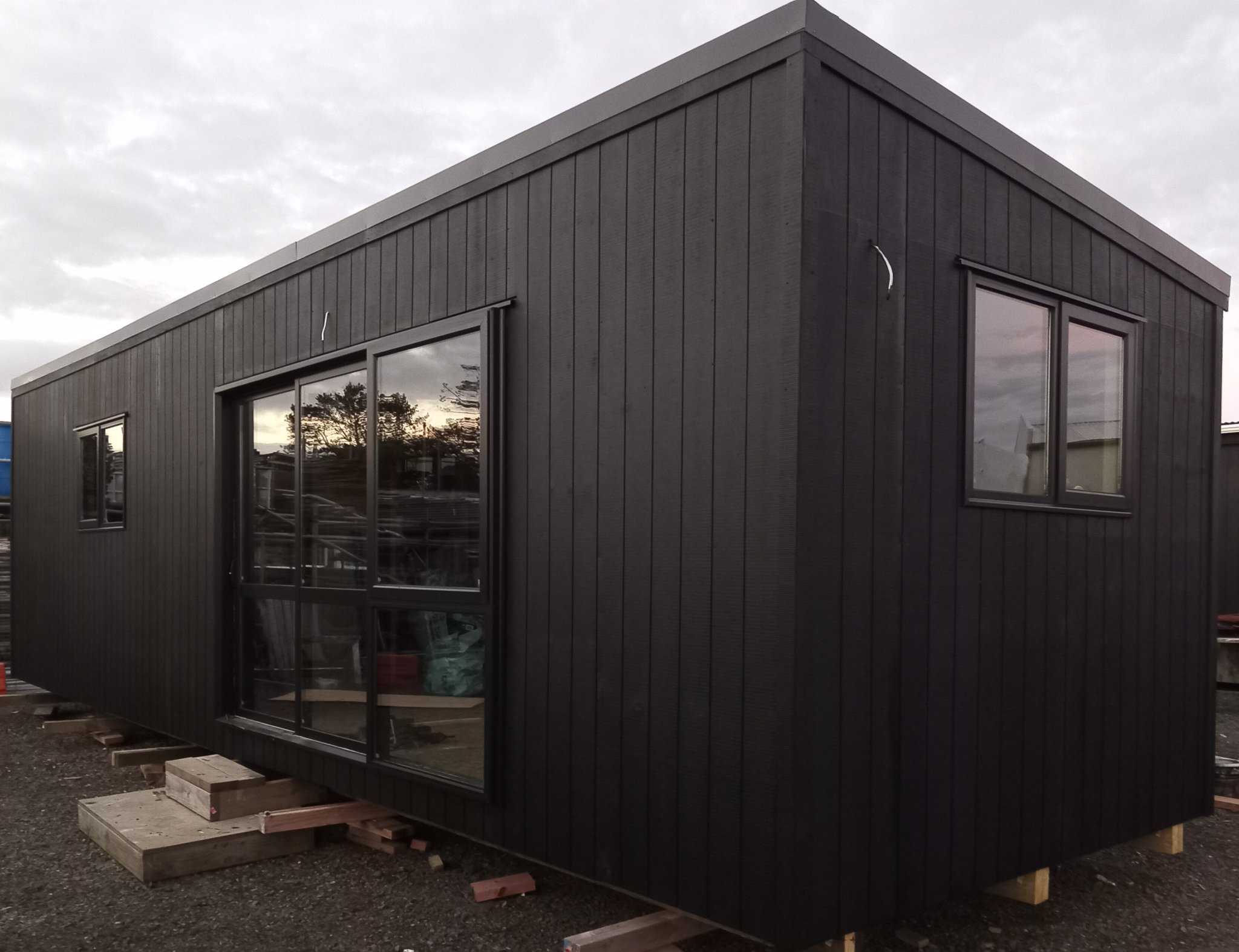 Lorna Maddock Facebook ad: 10mx3m Legal tiny home available to view in our yard in…