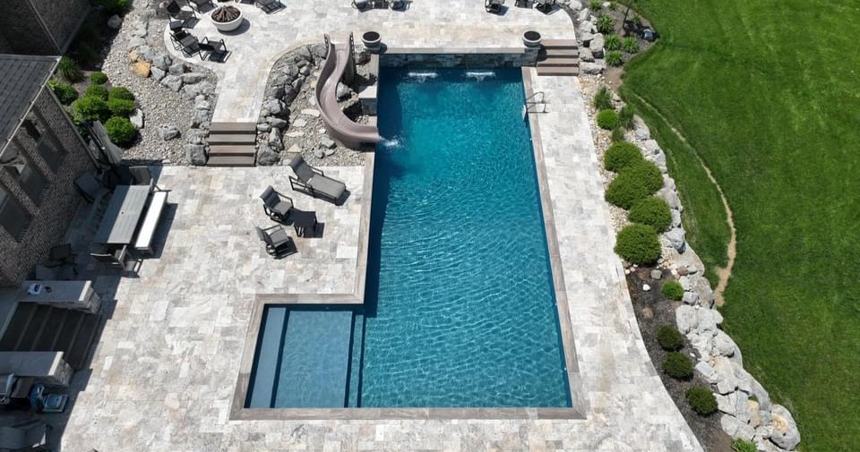 Heatwave Pools LLC Facebook ad