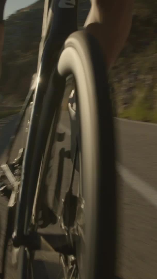 Cyclingceramic Facebook ad: Unleash Your Ride's Full Potential