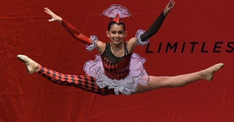 Miami Royal Ballet Facebook ad: Miami Royal Ballet- Miami's Premier Dance Institution.