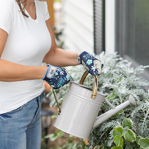 Digz Gardening Facebook ad: Gardening Gloves for Every Season