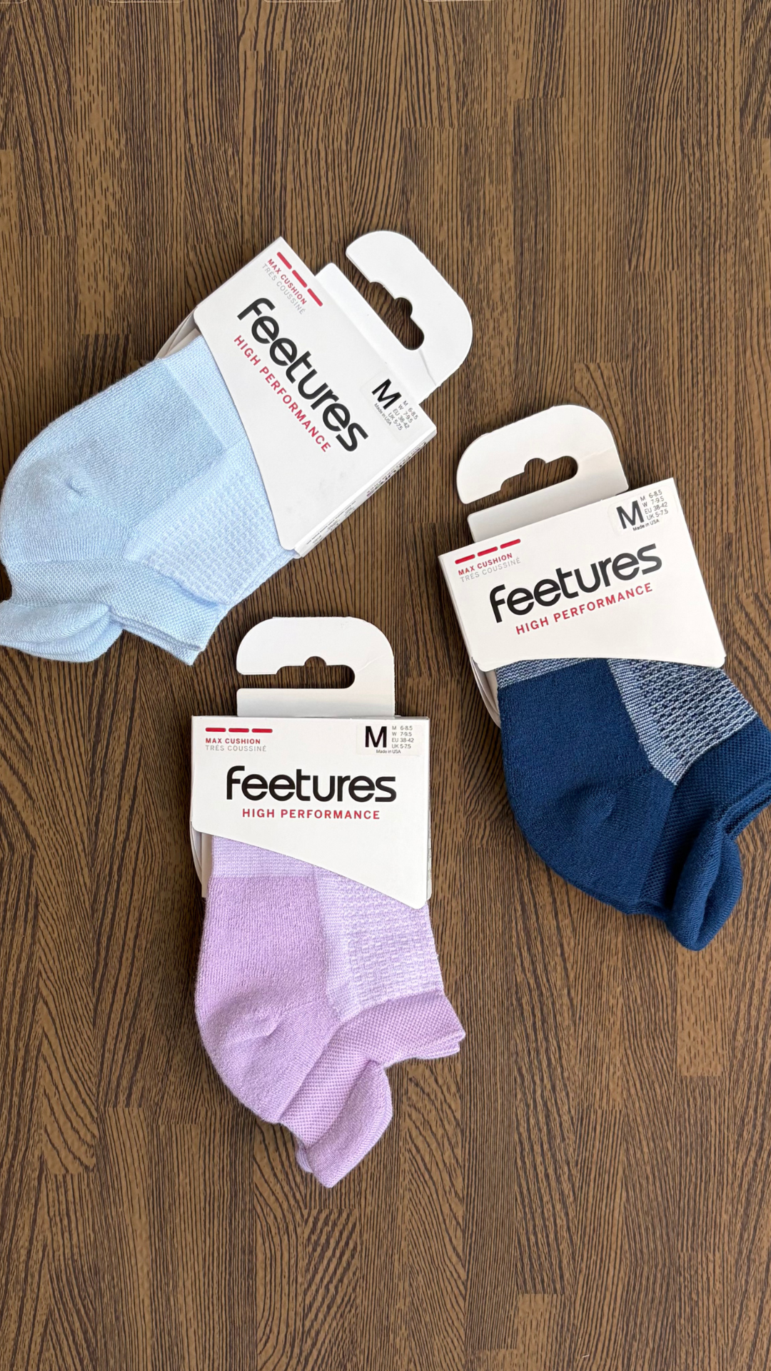 Feetures Facebook ad