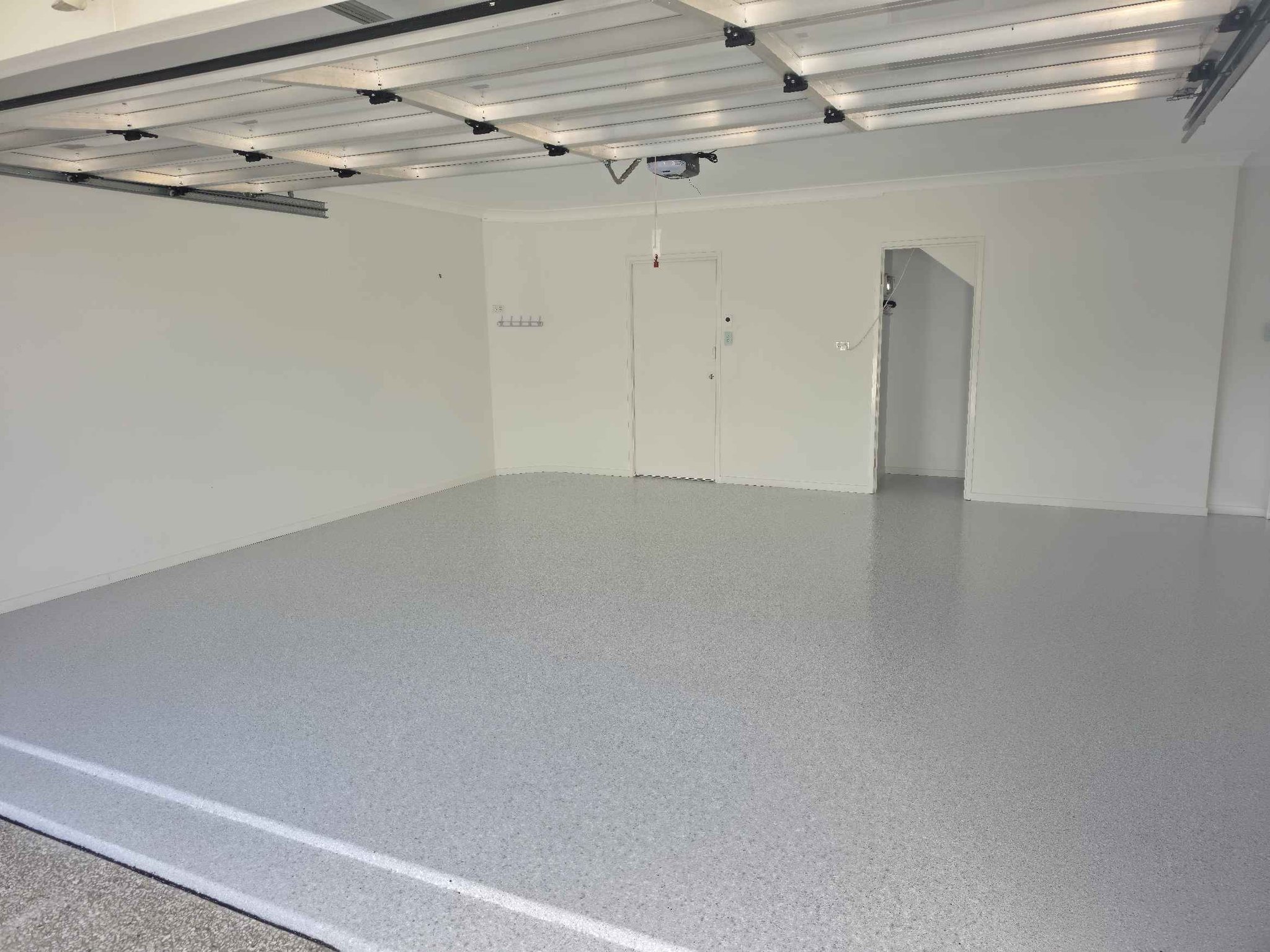 Ben Prestwich-hart Facebook ad: Epoxy garage floors