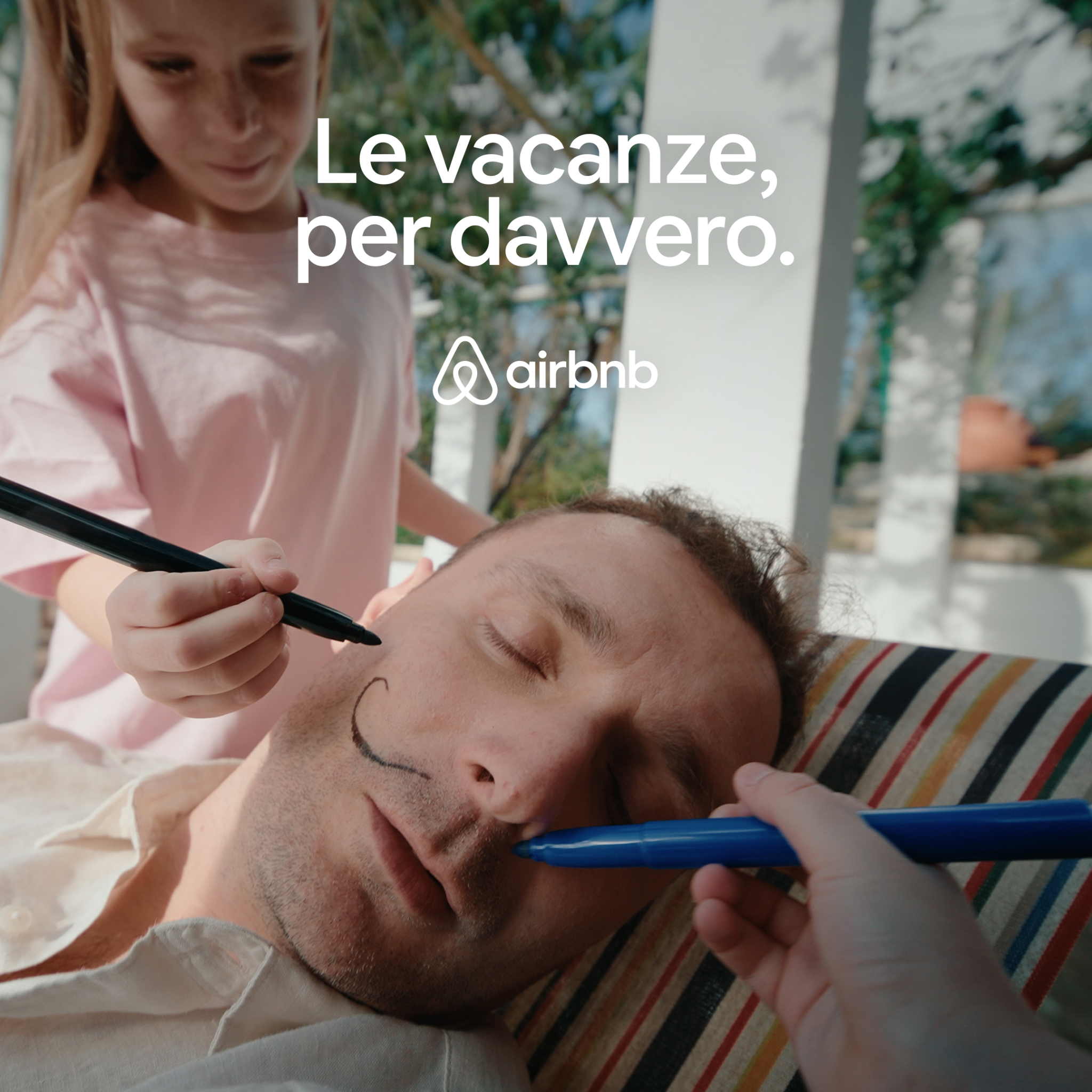 Airbnb Facebook ad