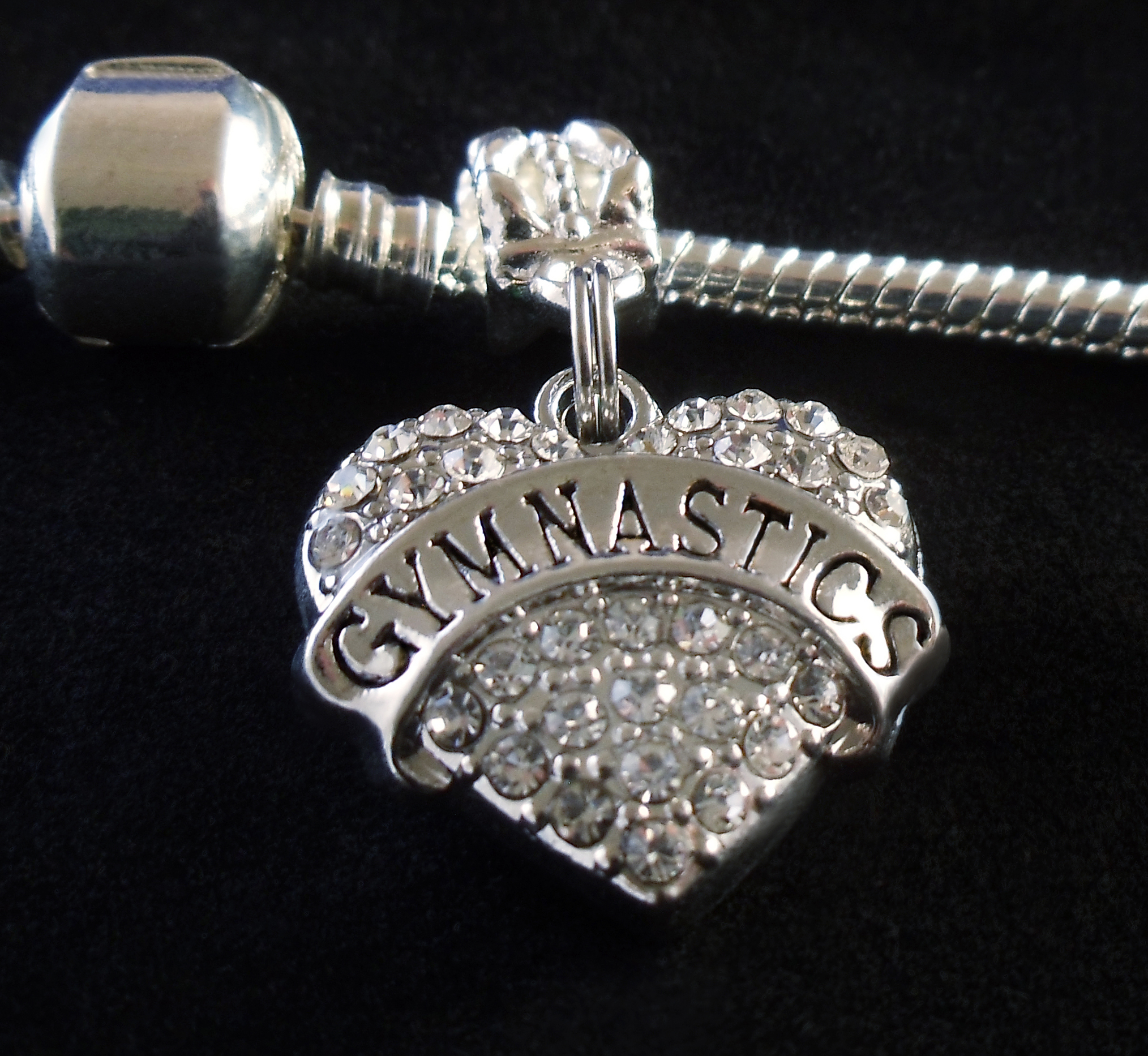 Her Sports Jewelry Facebook ad: TedsBuildaBracelet - Etsy