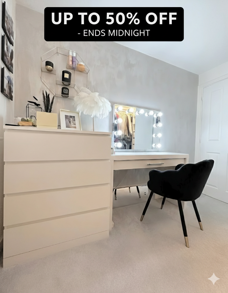 Hollywood Mirrors Facebook ad