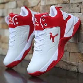 Classic shoe industry-1 Facebook ad: Free delivery quality first