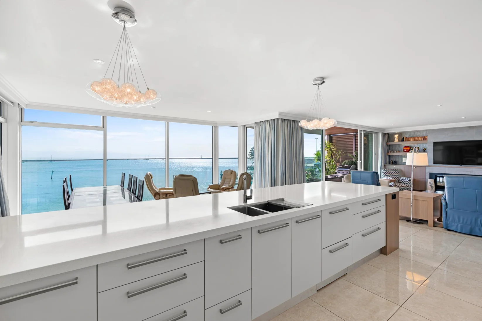 Monopoli Property Facebook ad: EXCLUSIVE LISTING, Premium Waterfront Living