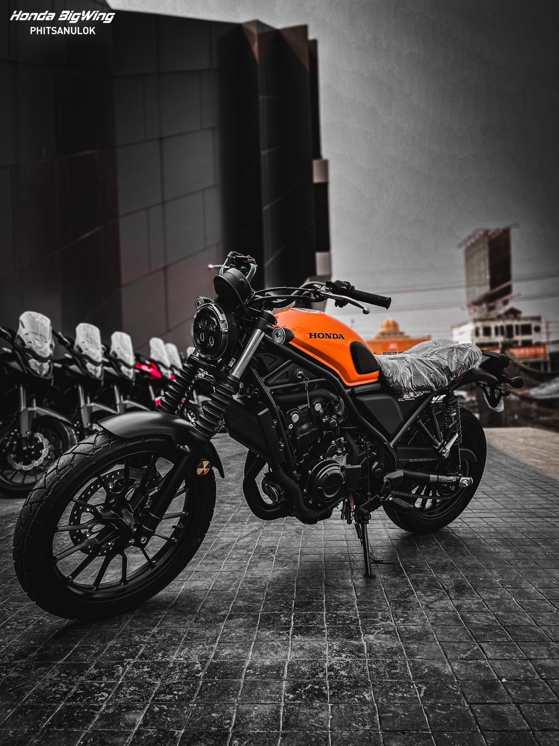 Honda BigWing Phitsanulok Facebook ad: โปรโมชั่นโดนๆ รับรถคันเท่กลับบ้านง่ายๆ Honda, Scrambler