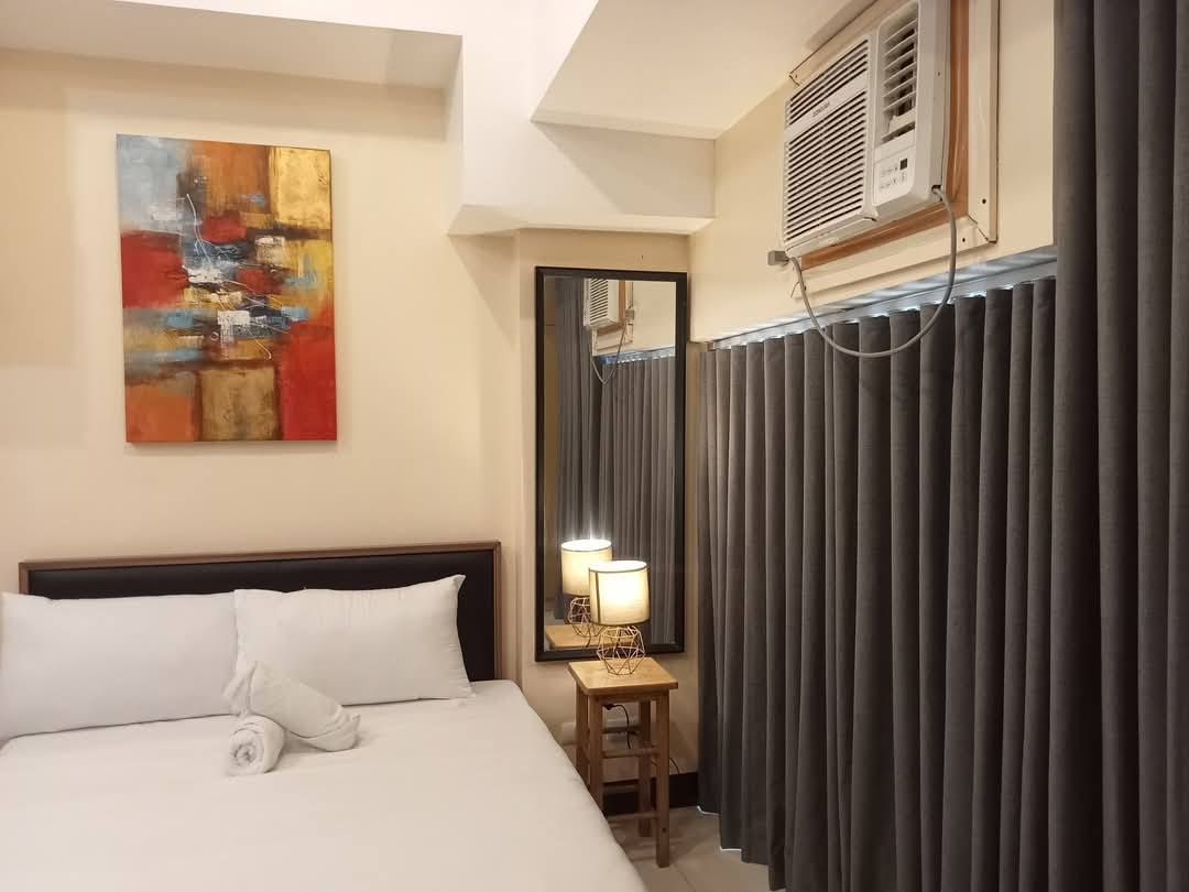 Mckinley Hills BGC Staycation Facebook ad