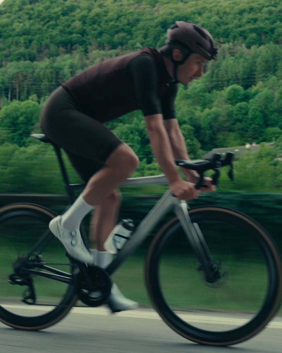 CeramicSpeed Facebook ad: Engineered for smooth performance