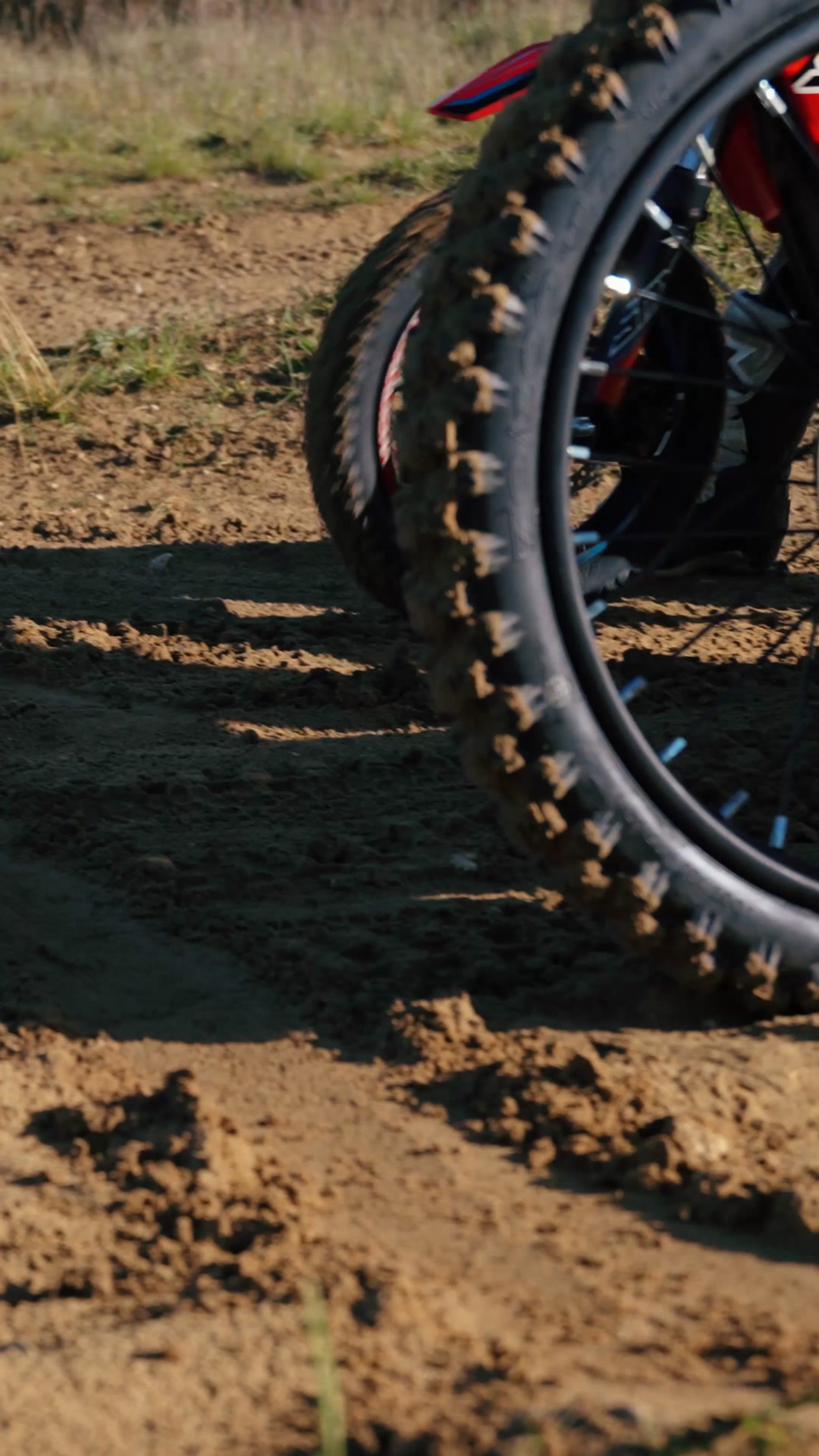 Small MX Facebook ad: Les Dirt Bikes by Small MX