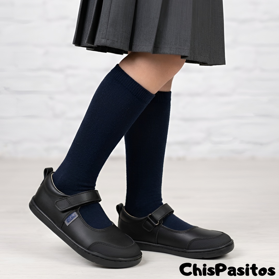 Chispasitos Zapatería Infantil Facebook ad: Calzado colegial resistente