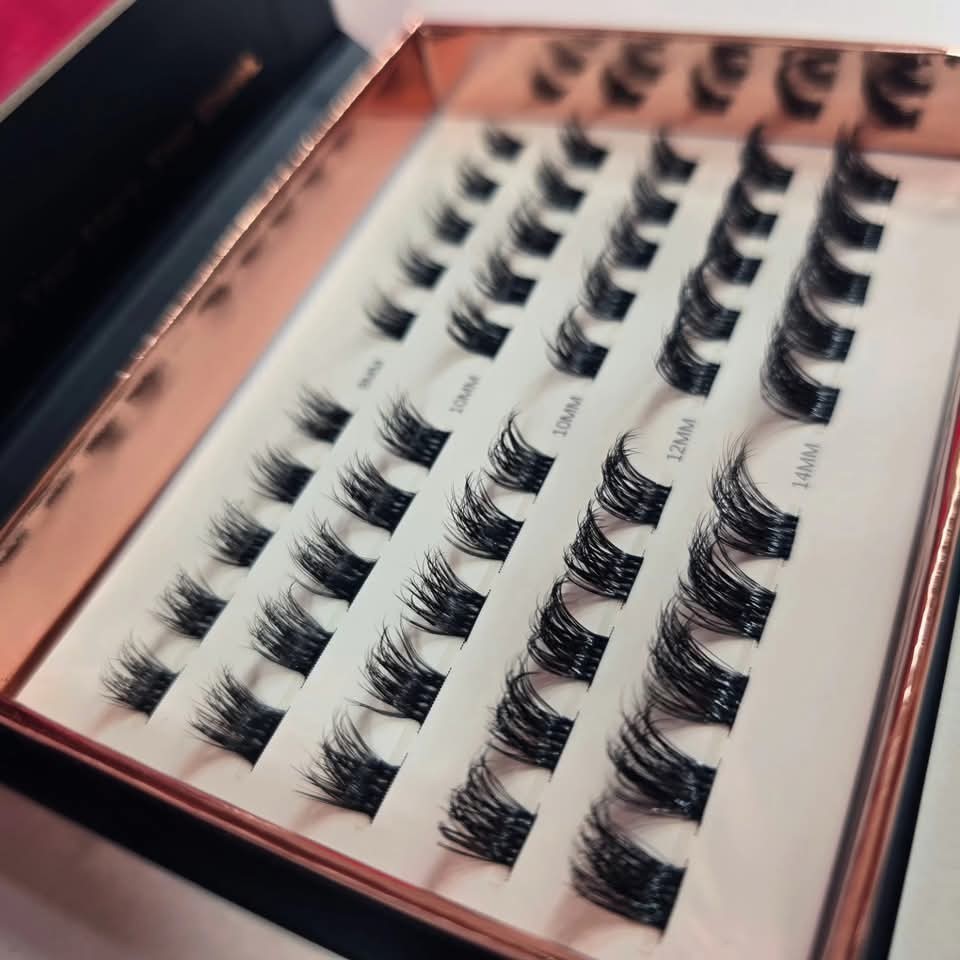 Muusa Cosmetics Facebook ad: Muusa Cosmetics on rituaal, mis toob sind tagasi…