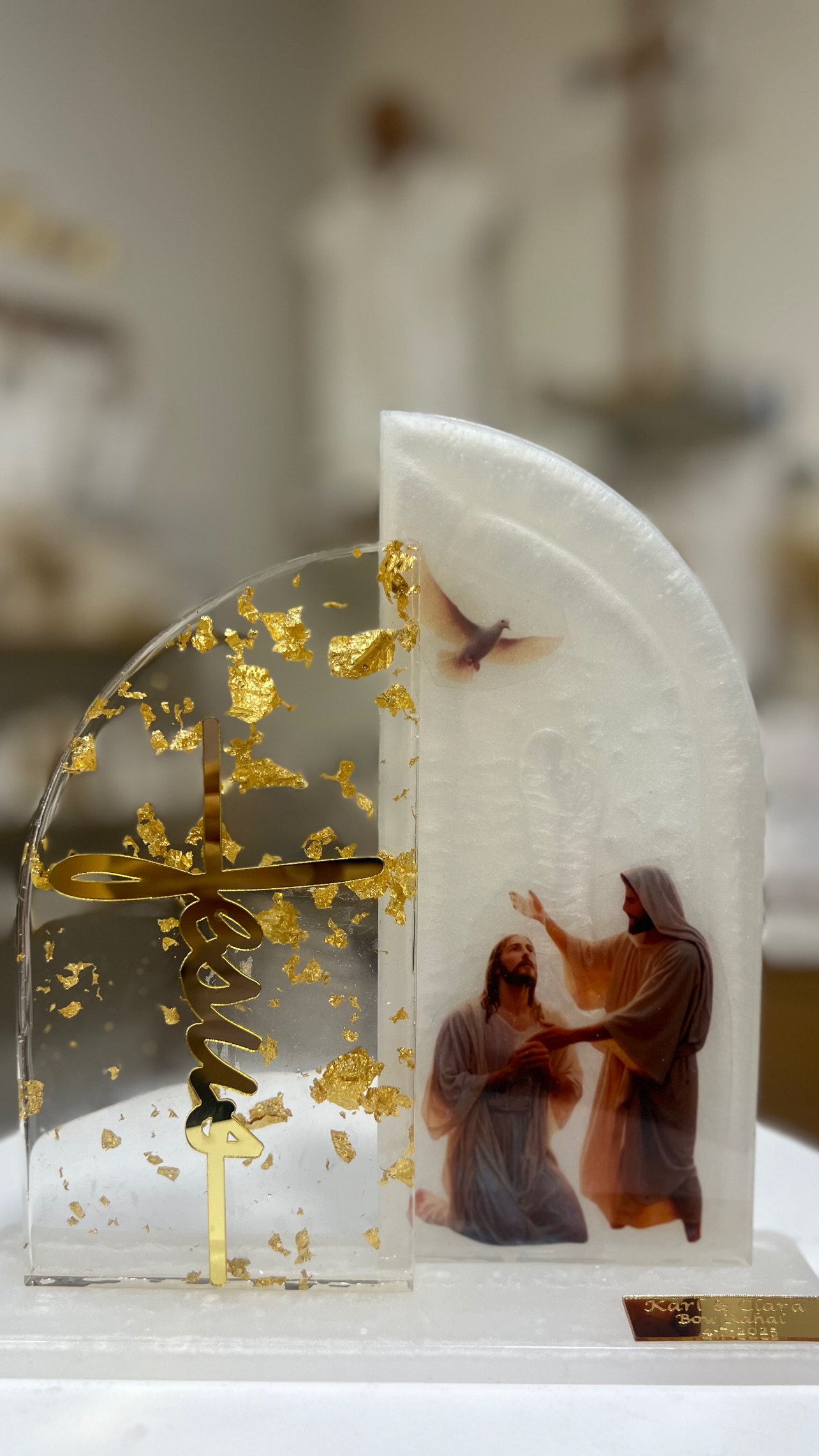 Favola Facebook ad: Souvenirs & candles designed to make every event…
