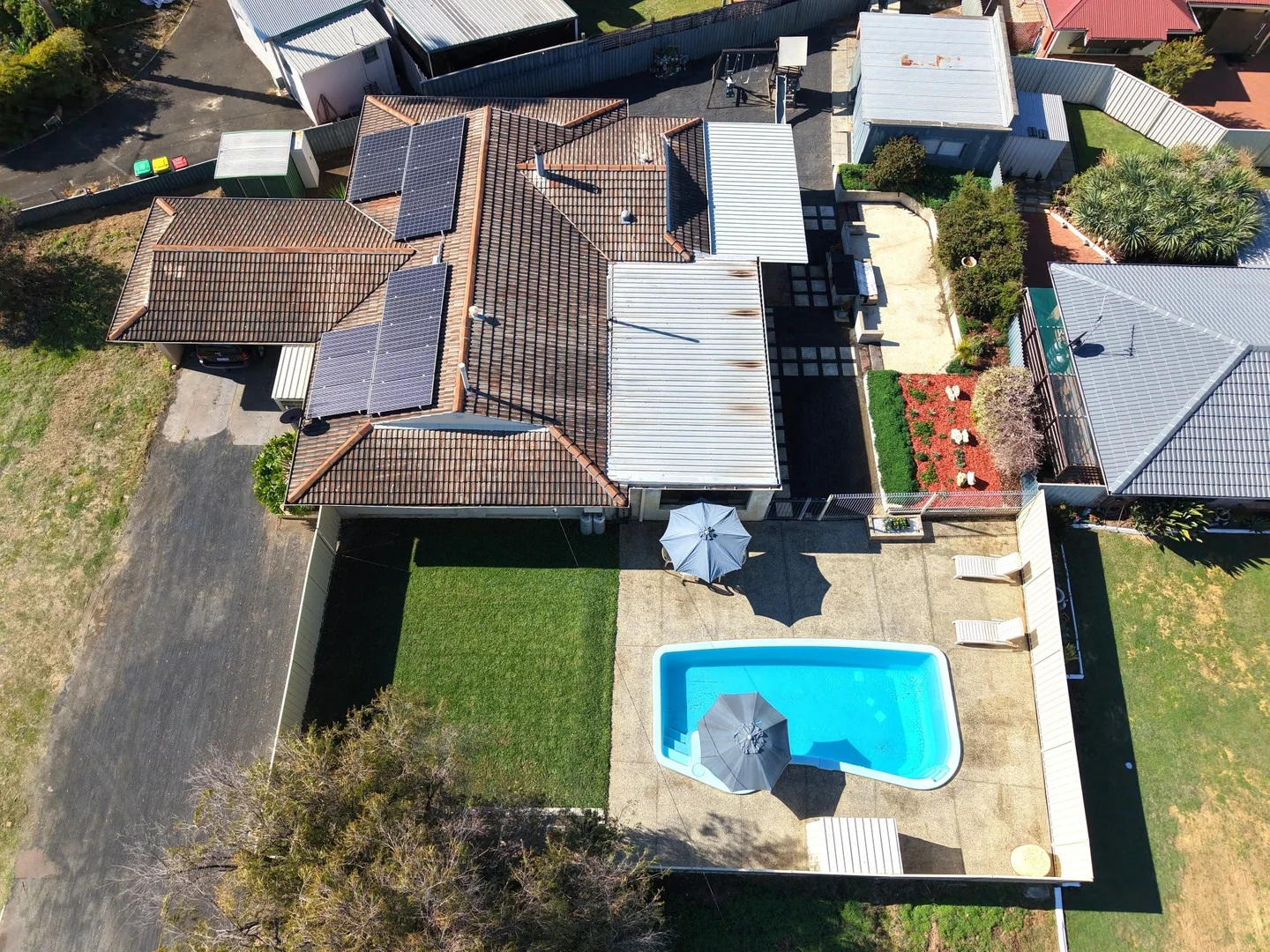 PropertyNow - Sell Or Rent Your Own Home Facebook ad