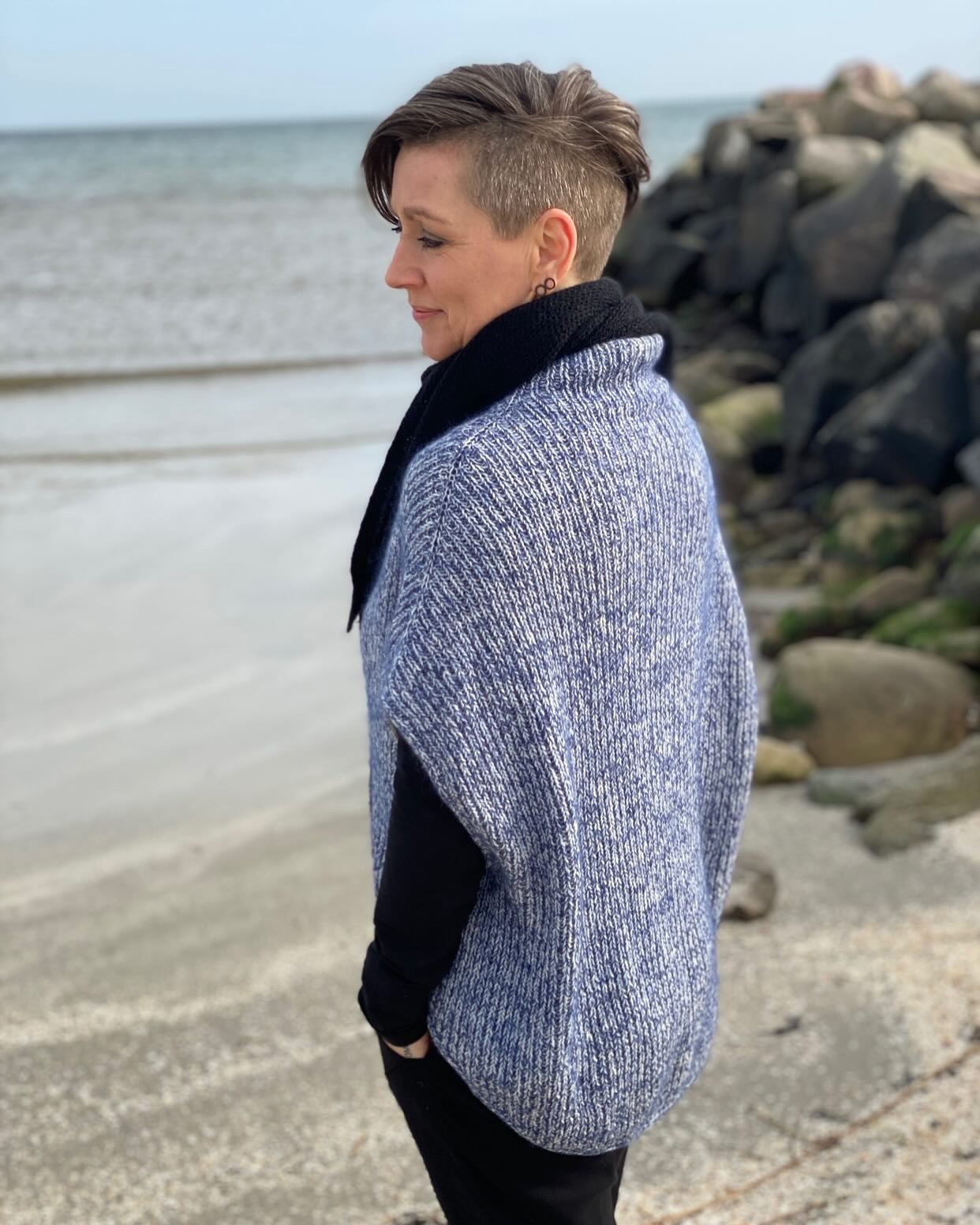 Frigga Design Facebook ad: Den mest sælgende slipover jeg har designet, er…