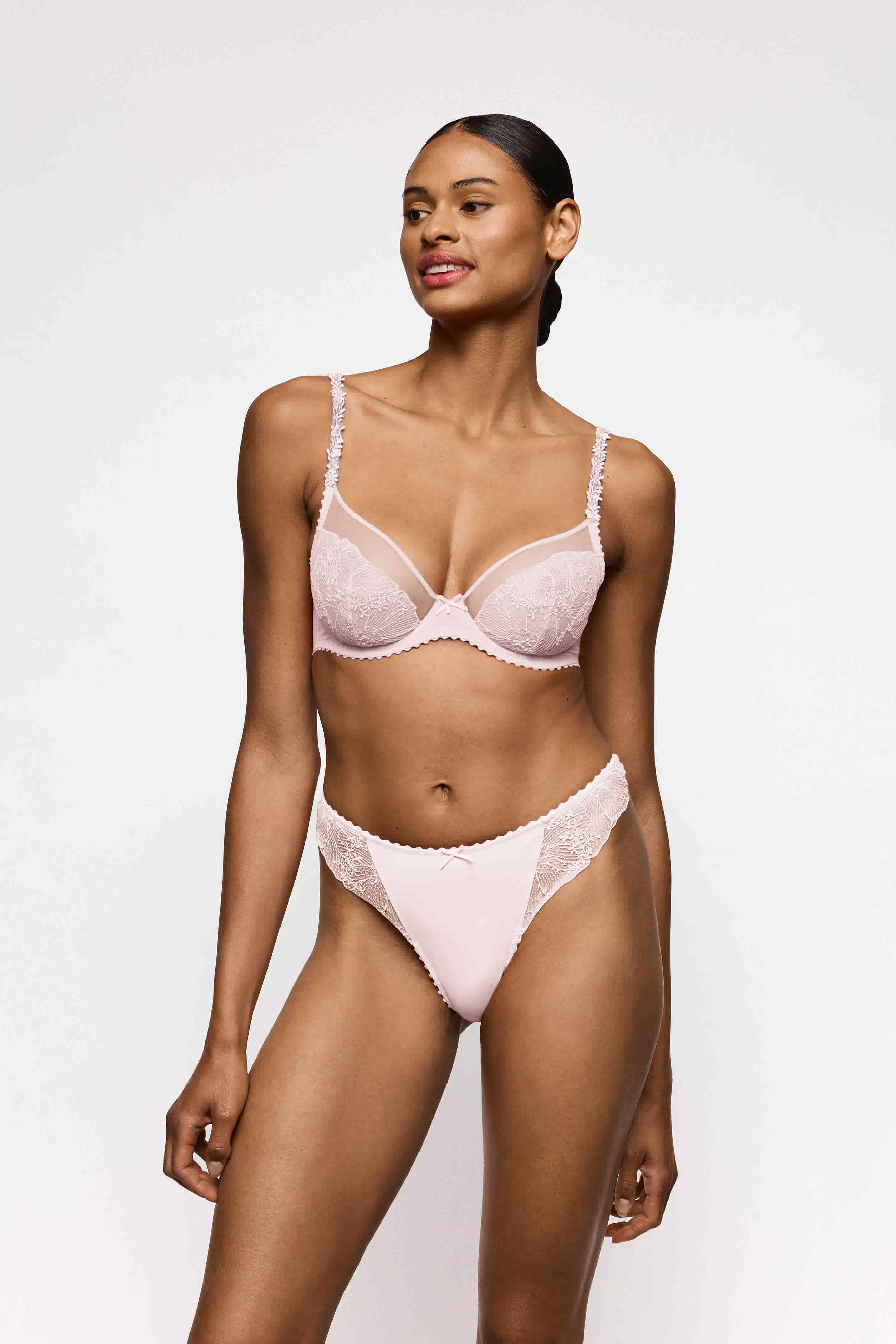 Marie Jo Lingerie Facebook ad: New colors, new styles, same old trusted fit.