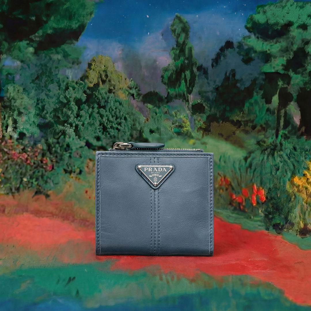 Prada Facebook ad
