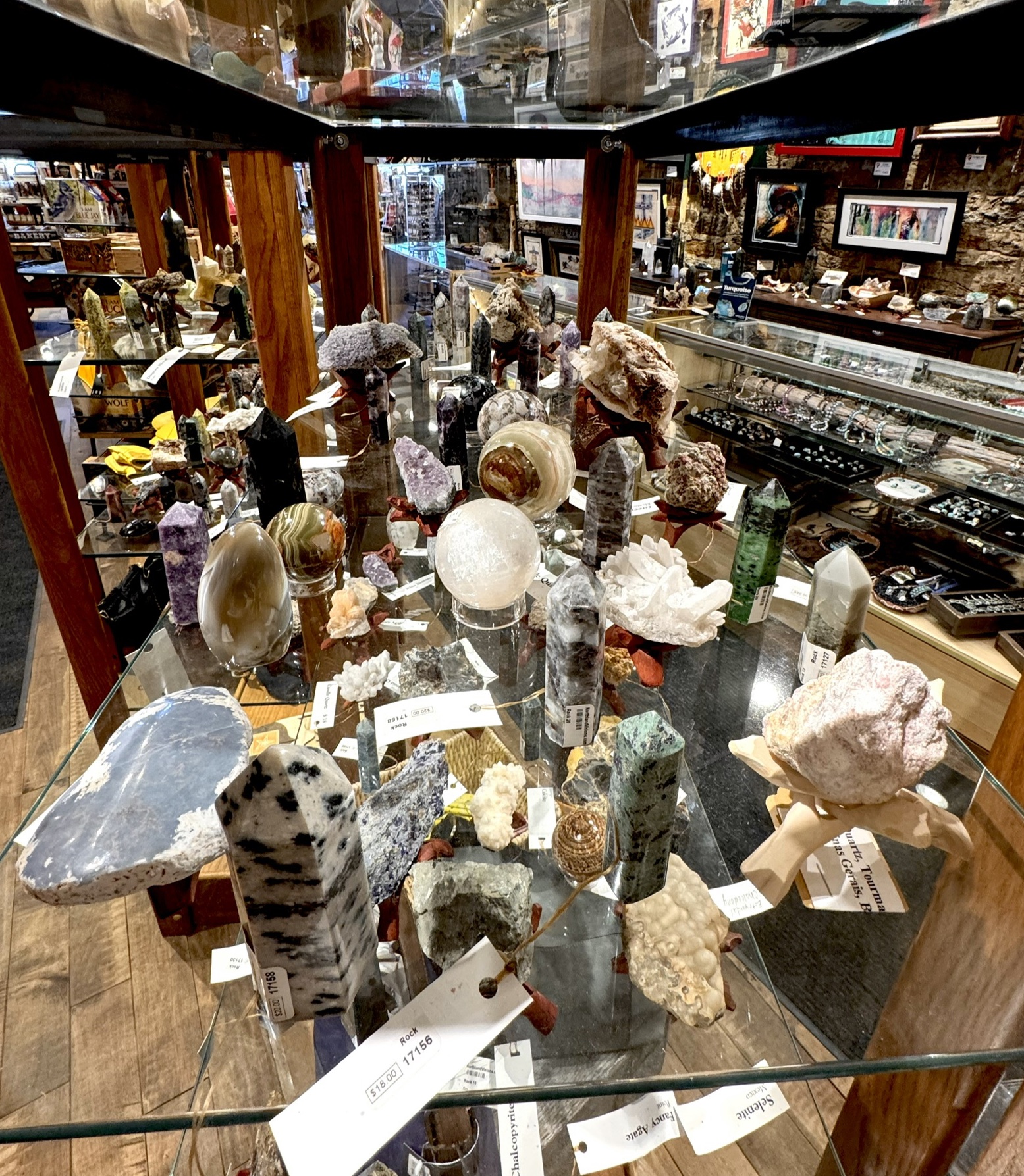 Northland Visions Facebook ad: Local and unique gifts - Northland Visions