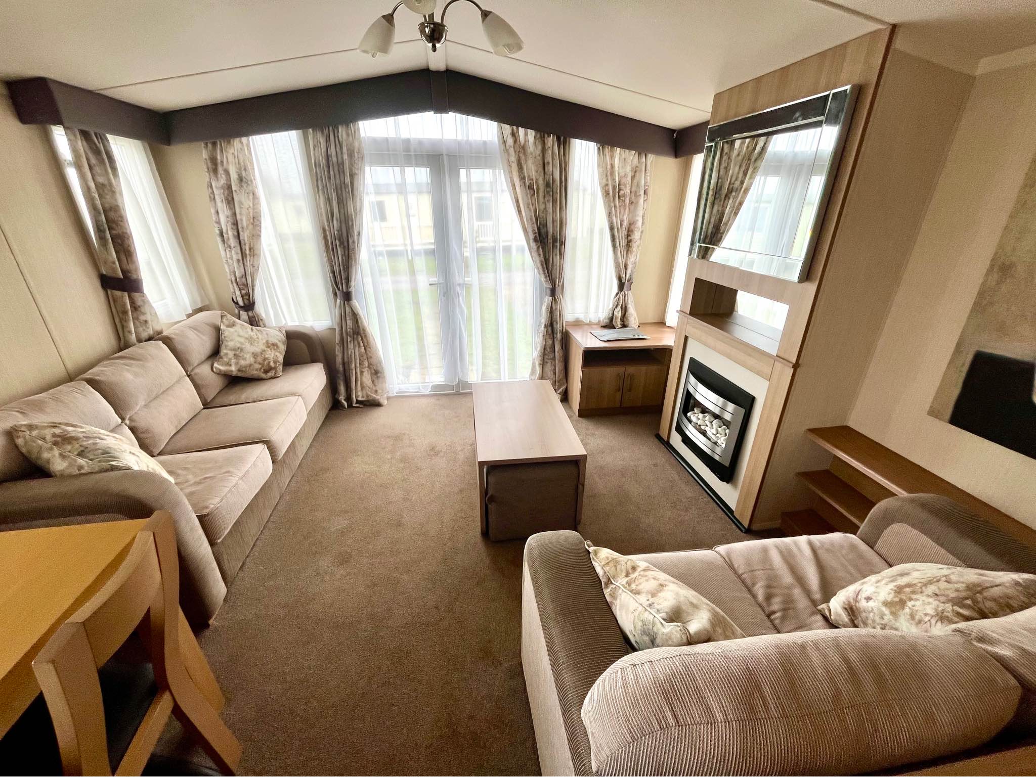 Ryan Alagoz Facebook ad: static caravan for sale in Bridlington with sea views…
