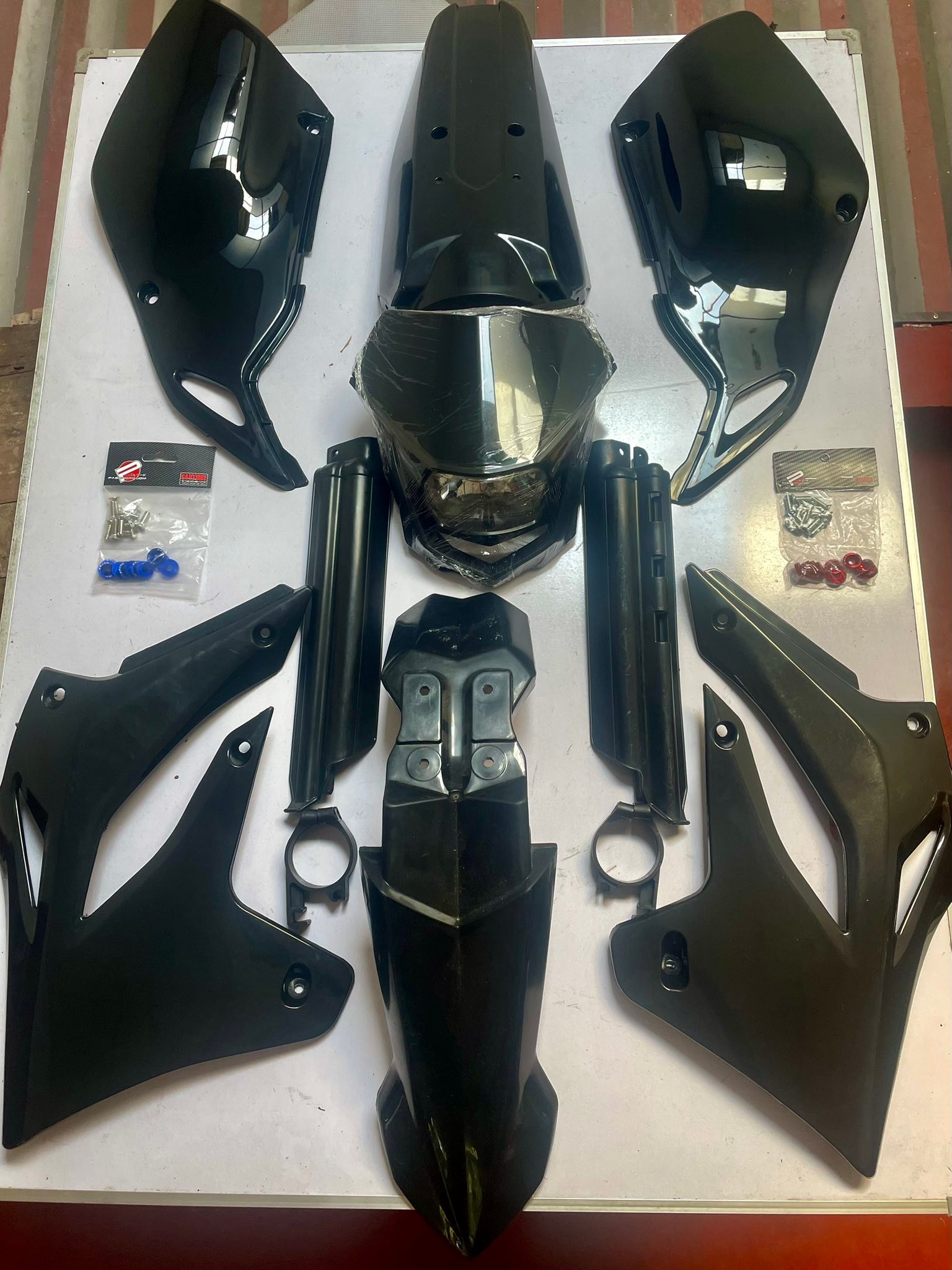 SK Auto & Modification Facebook ad: වෙසක් එකට ready වෙන්න, ඔන්න ඔයාගෙ tracker drz…