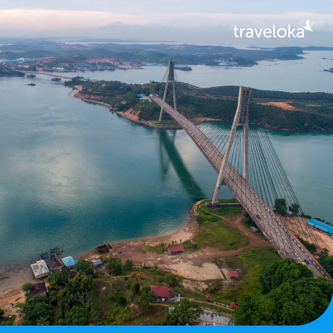 Traveloka Singapore Facebook ad