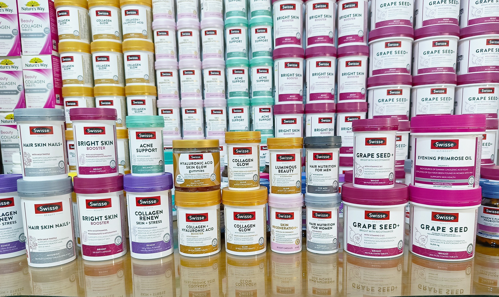 HSU - Ausi Products Facebook ad: မင်မင်တို့ Page အသစ်လေးမှာလည်း