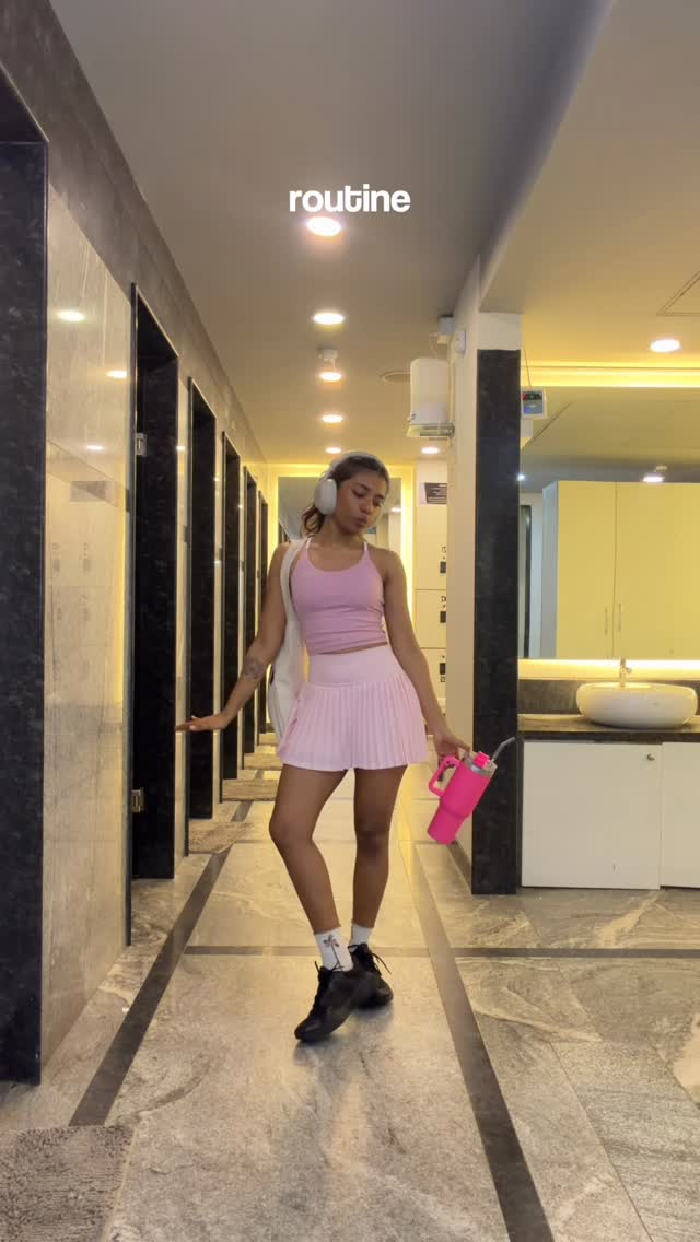 Neutrogena Facebook ad: if it feels heavy, i don’t want it