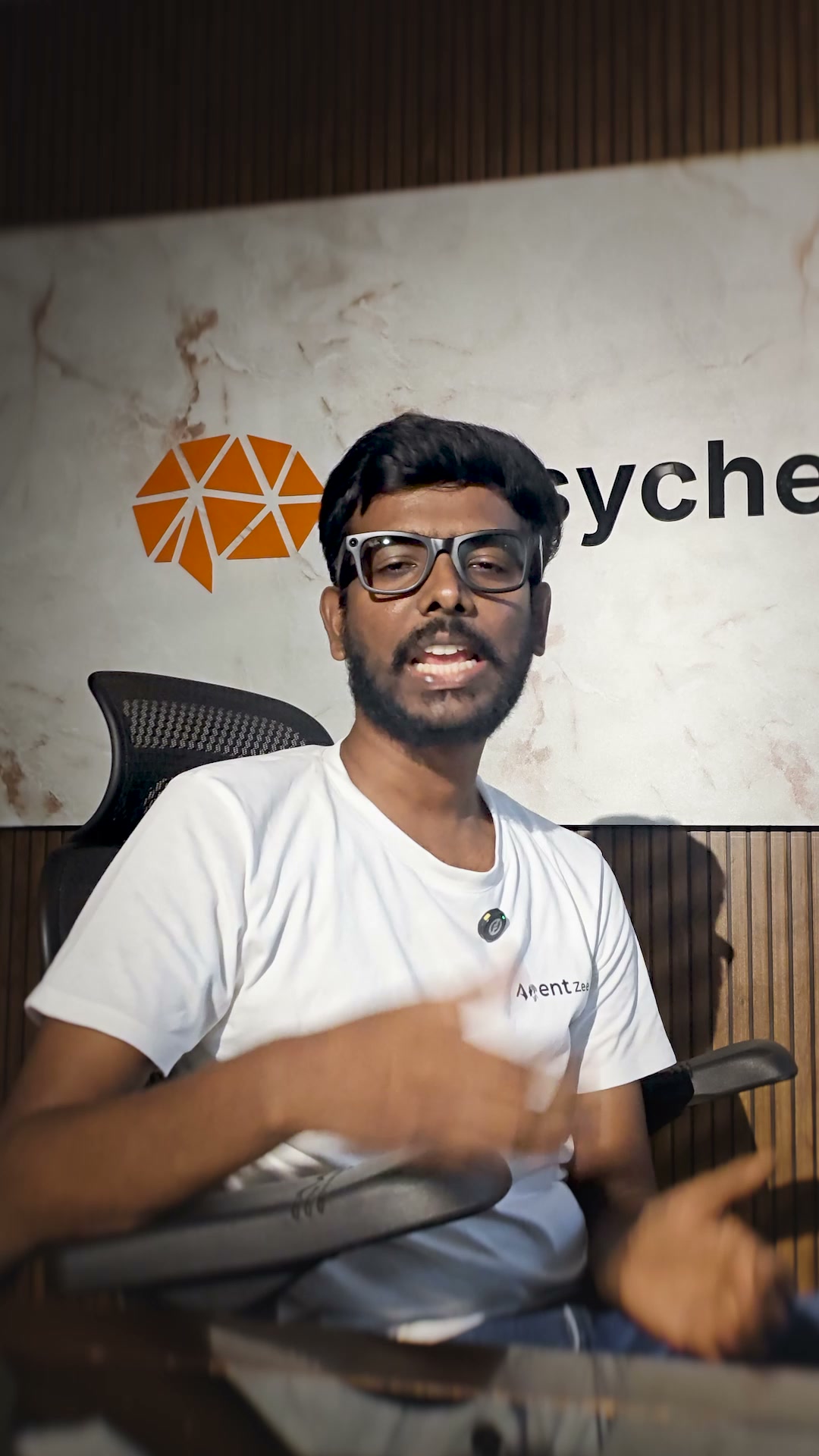 Agentzee Facebook ad: Get Ecommerce Leads from ₹10