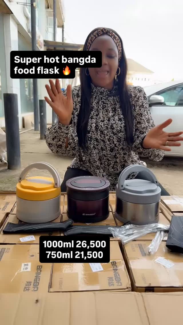 Sallyspartydelight Facebook ad: Bangda food flask available in displayed colors.