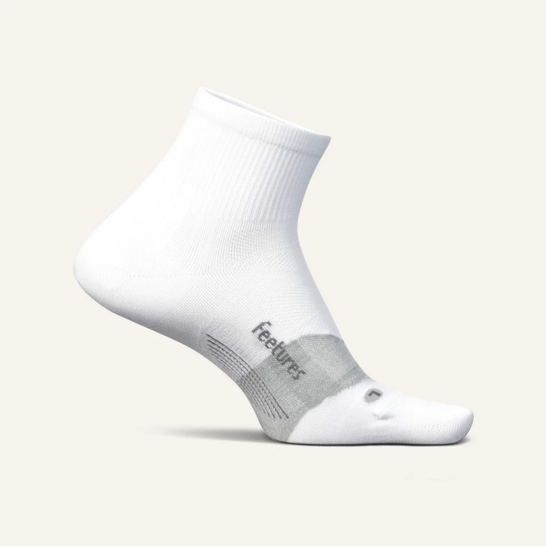 Feetures Facebook ad