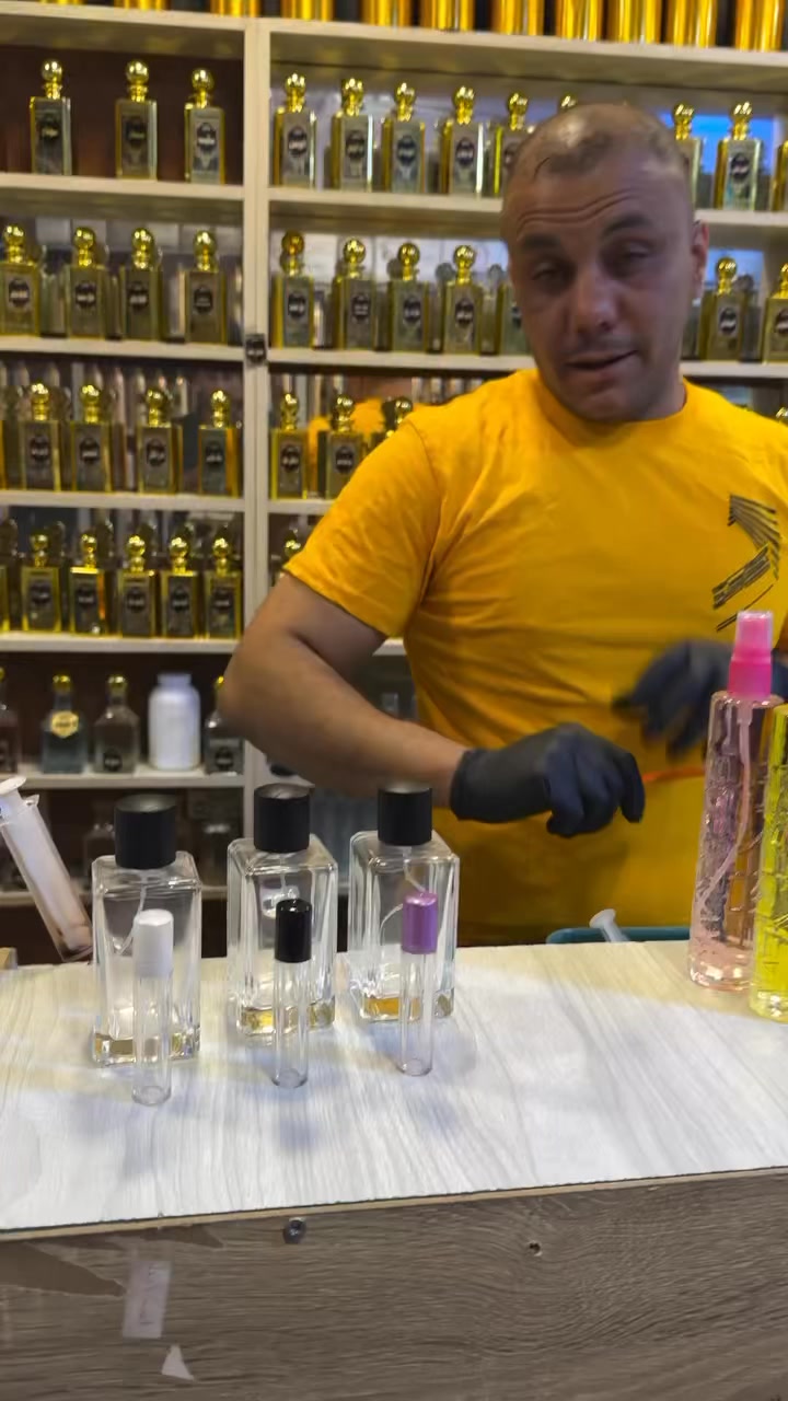 ابو نمر للعطور الفرنسية ،، Facebook ad: عرض العطور السويسرية من أبو نمر للعطور