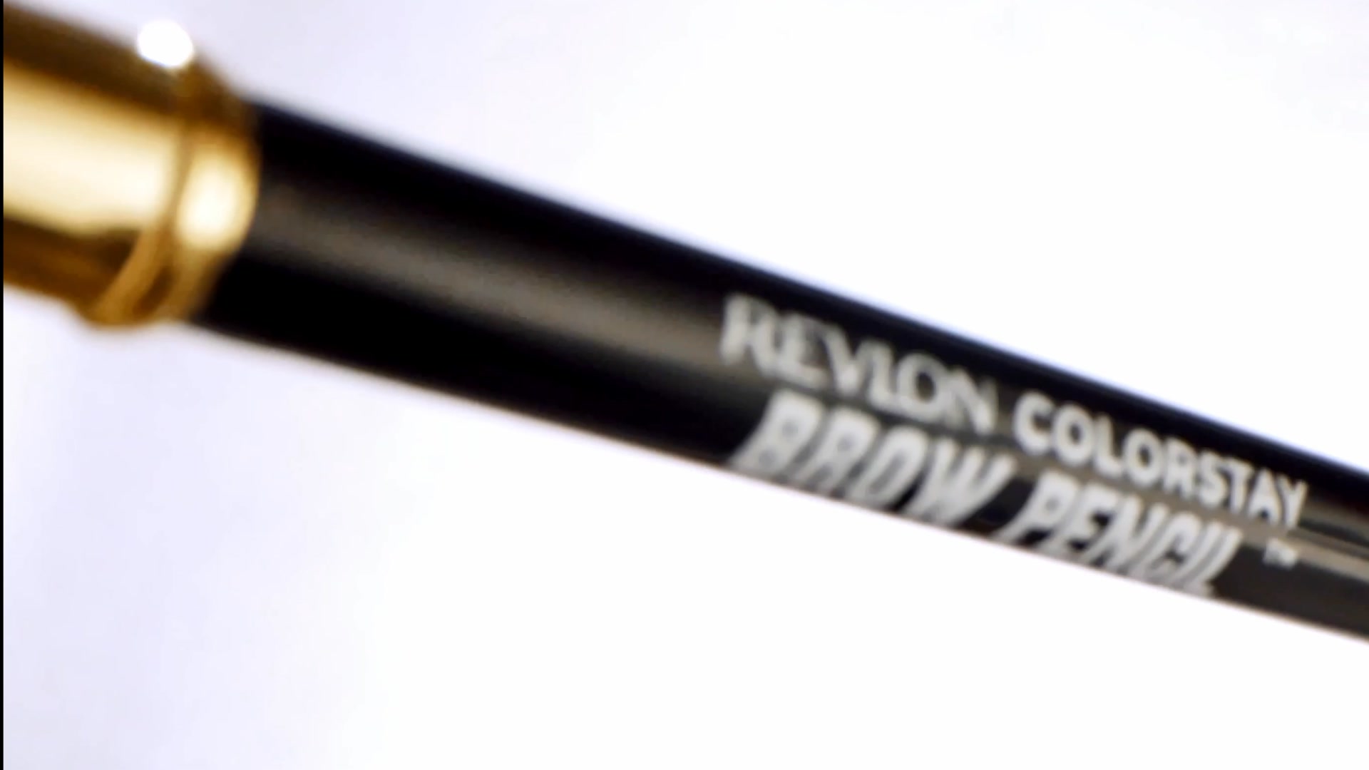 Revlon Panama Facebook ad: Microbrow Pencil