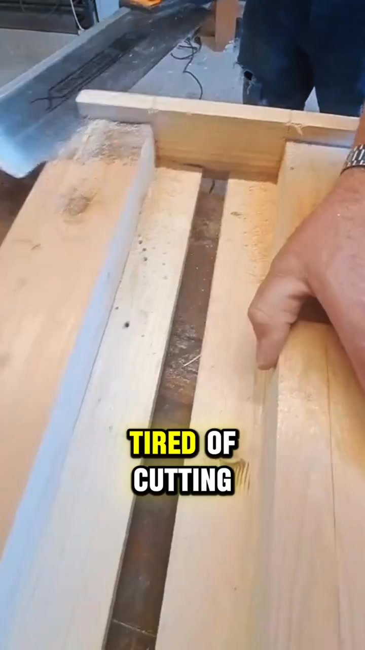 Ad Astra Didital Facebook ad: 900+ ready-to-build woodworking projects