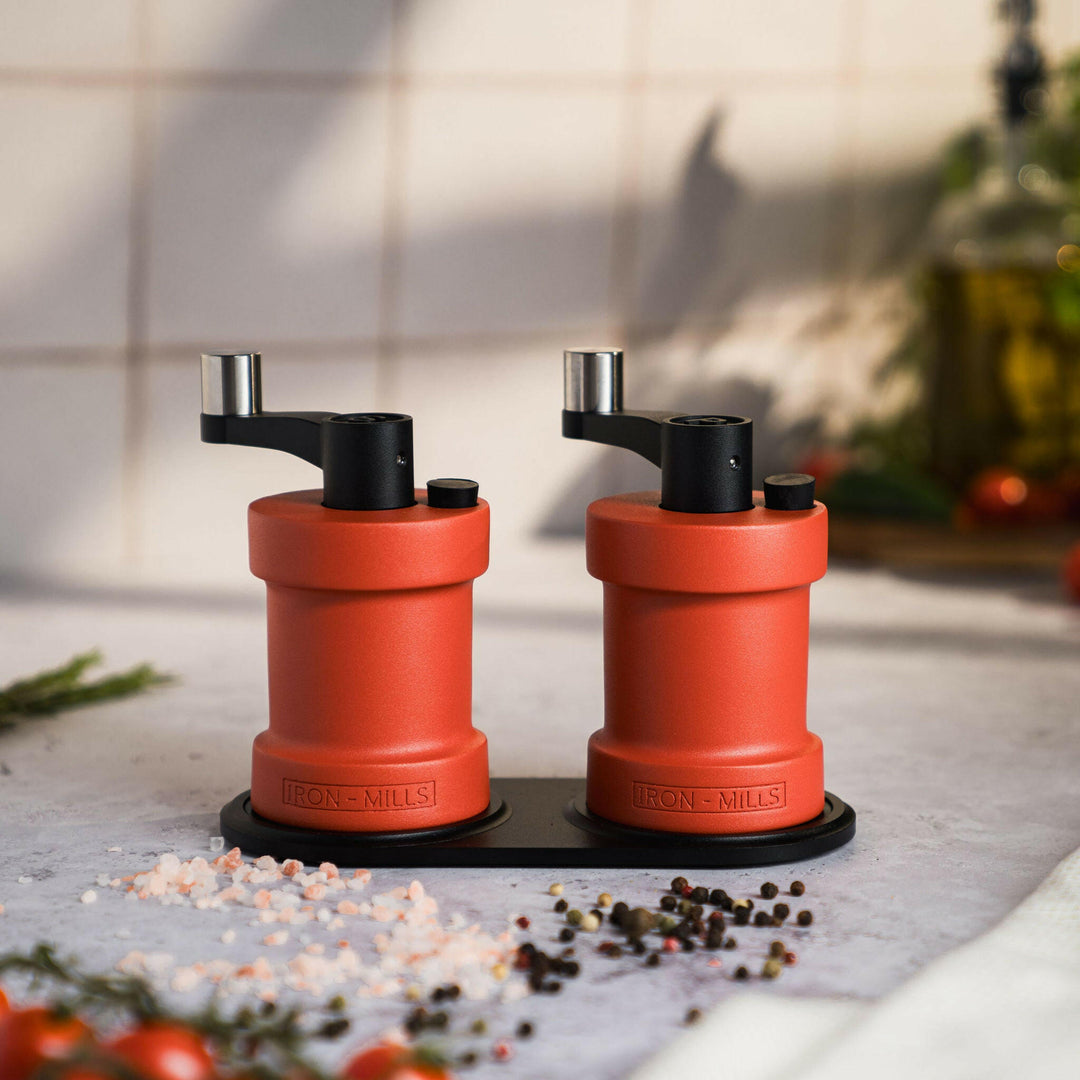 Iron-Mills Facebook ad: Quality Cast Iron Salt and Pepper Mills