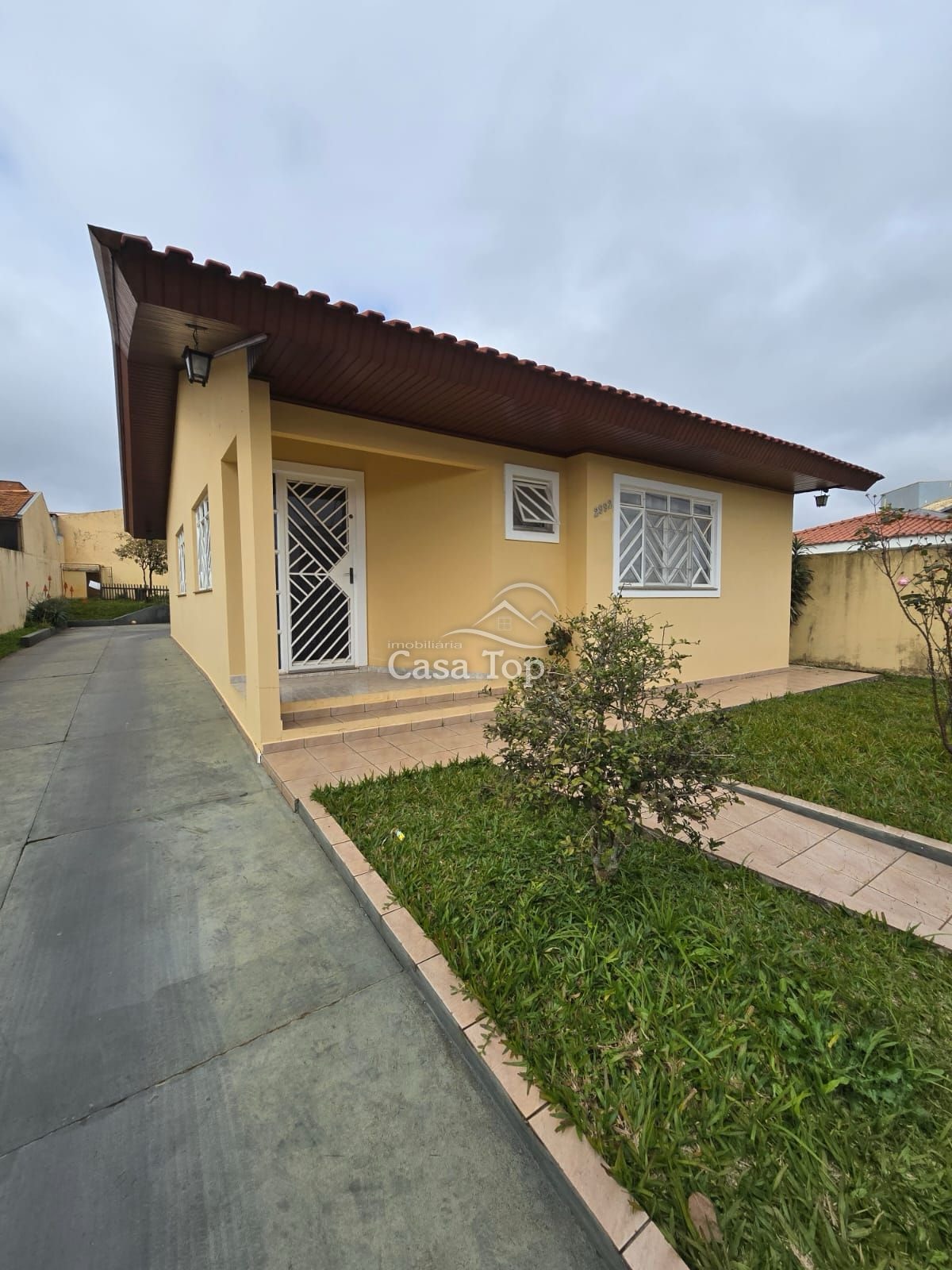 Imobiliária Casa Top Facebook ad: OPORTUNIDADE DE VERDADE NO JARDIM CARVALHO!