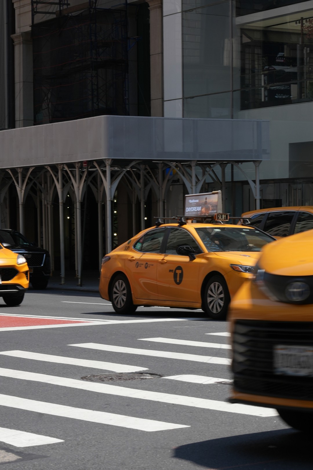 The Peninsula New York Facebook ad: A handful of New York minutes.