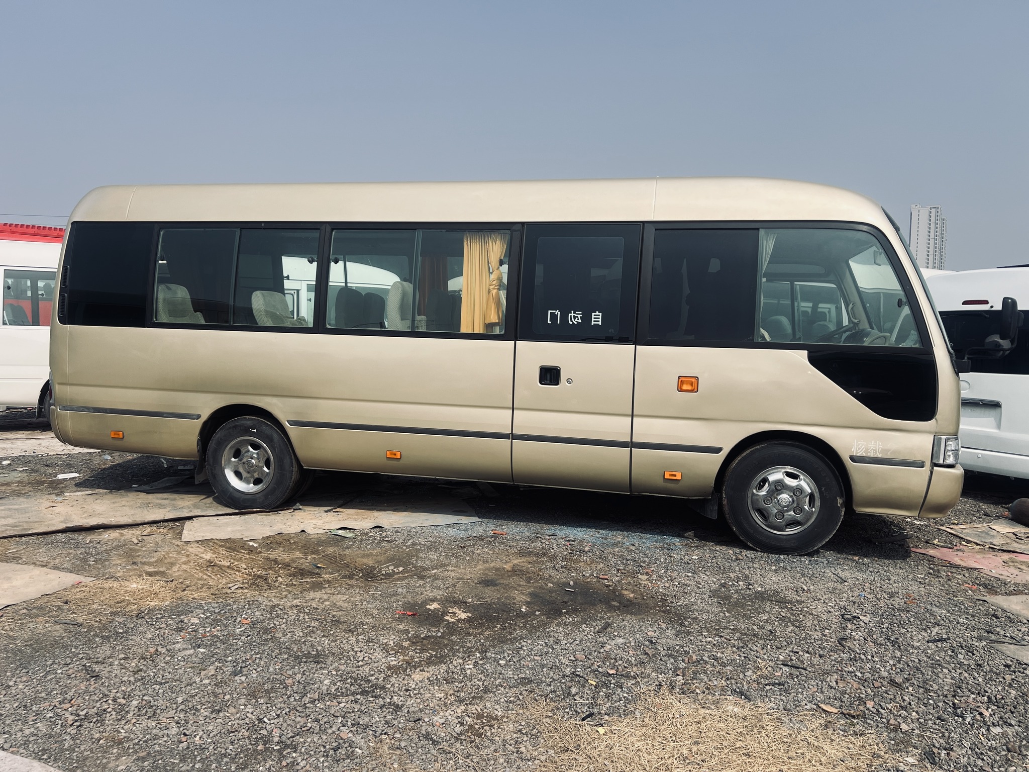 Zhengzhou Jiujun Mechanical Equipment Co., Ltd -Commercial Vehicles Facebook ad: Looking for a medium-duty bus that combines durability…