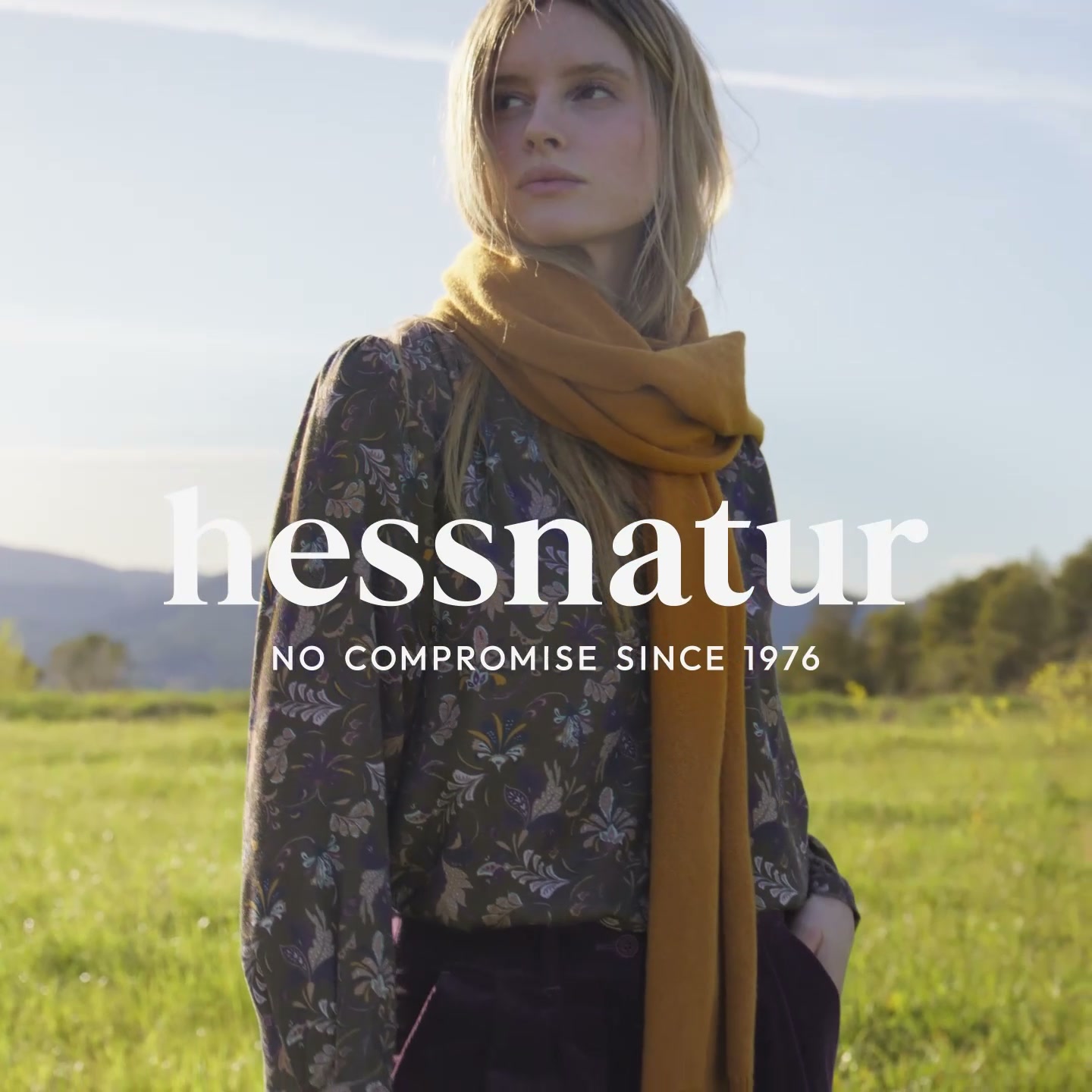 hessnatur Facebook ad: Neue Looks für den Herbst