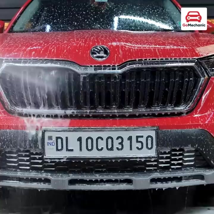 GoMechanic Facebook ad: Car Detailing @ ₹1500 Off