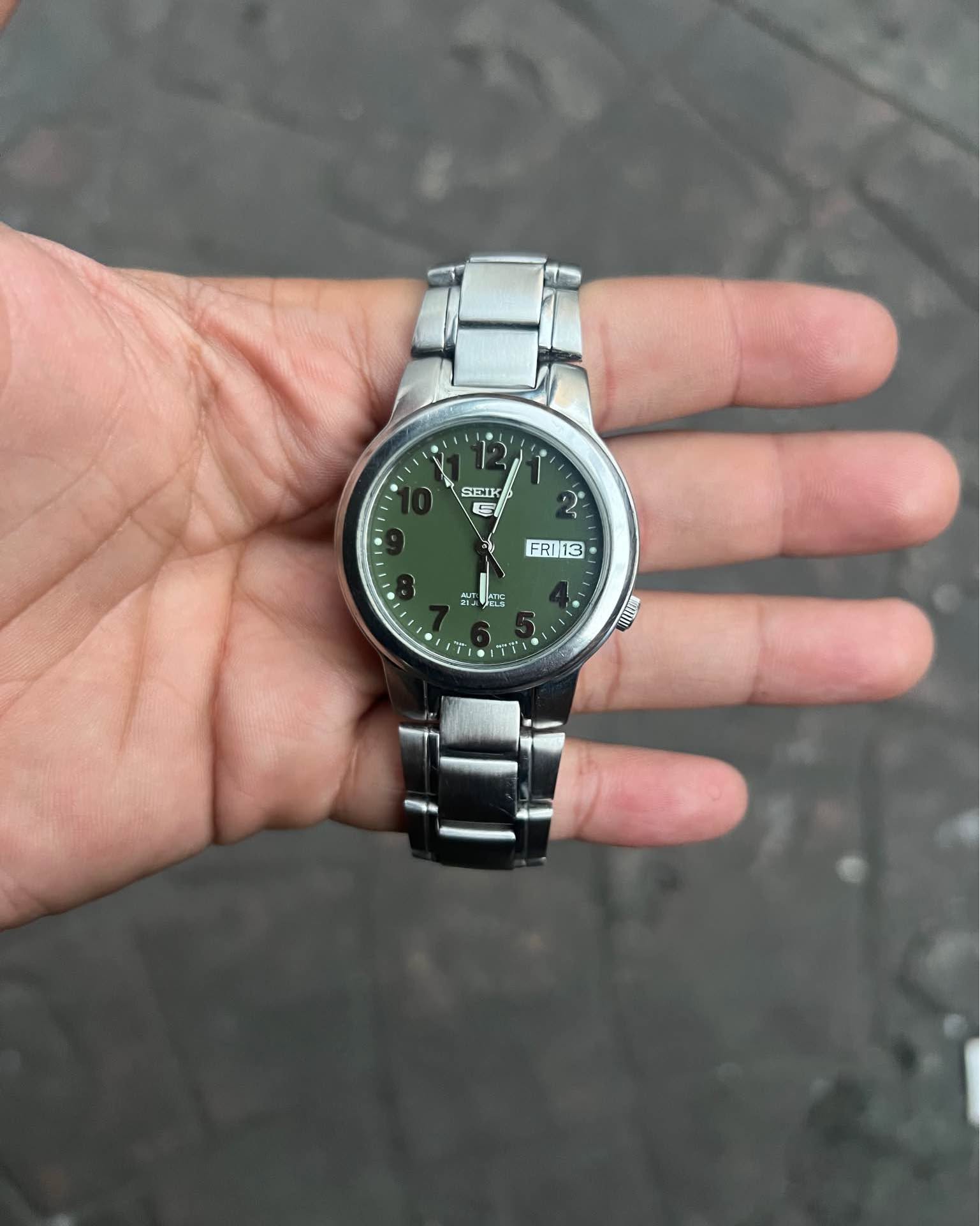 Alenn Chan Facebook ad: Rare Green Dial Seiko 5 Matcha Field Watch