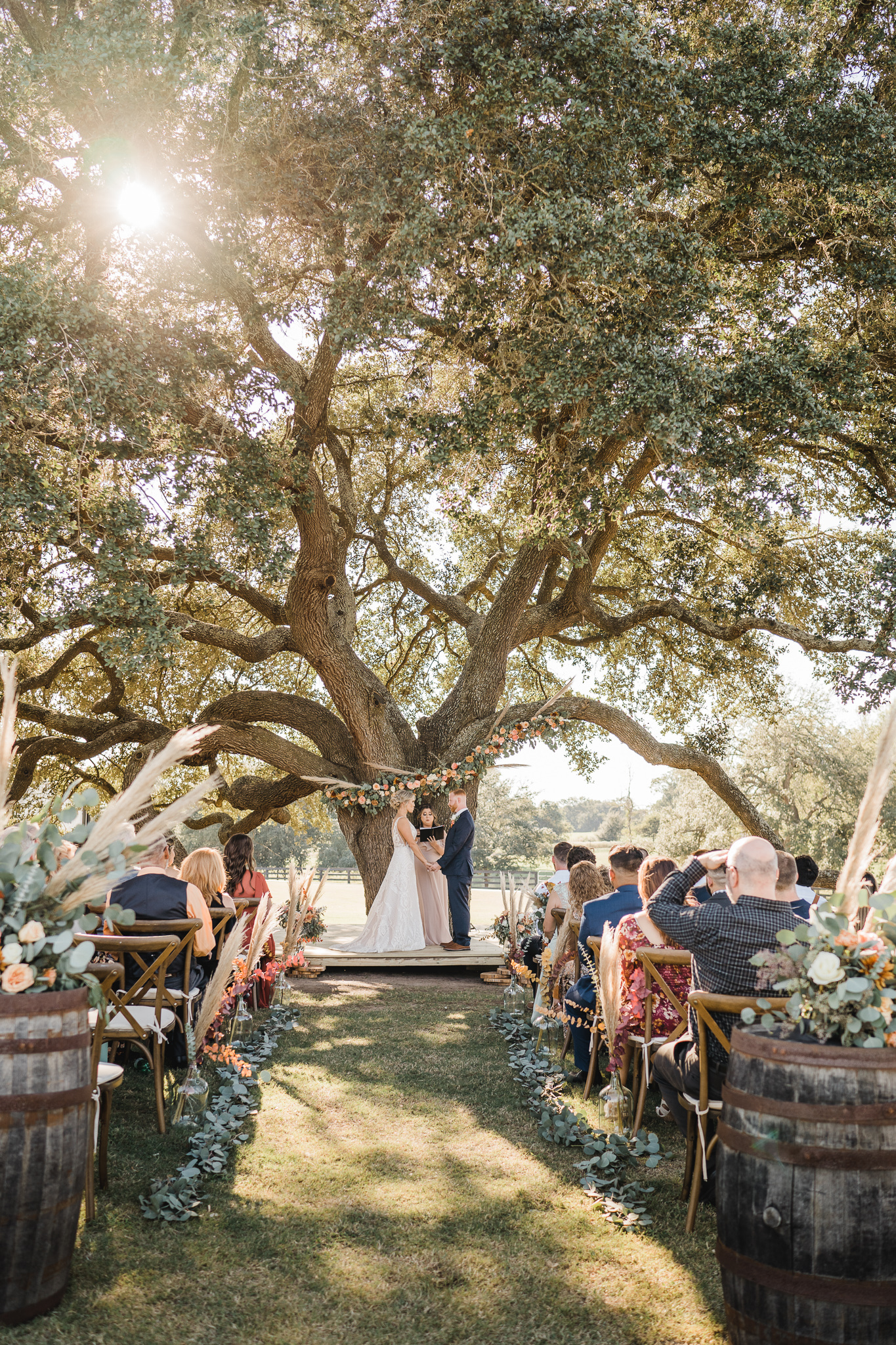 The Oaks at High Hill Venue & Villas Facebook ad: The Oaks at High Hill Venue | Wedding Venue | On-Site…