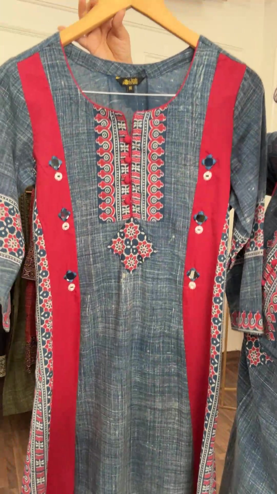 Desisandook Facebook ad: **Navratri Special Short Kurtis** & beautiful…