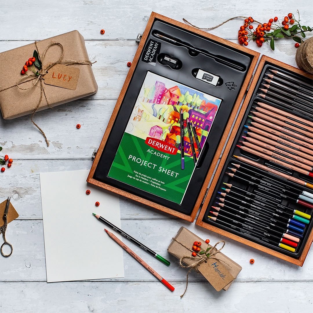 Derwent Art Facebook ad: With Diwali gone, countdown to Christmas has begun!