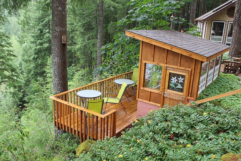 The Roaring River Bed and Breakfast Facebook ad: WE ARE HIRING