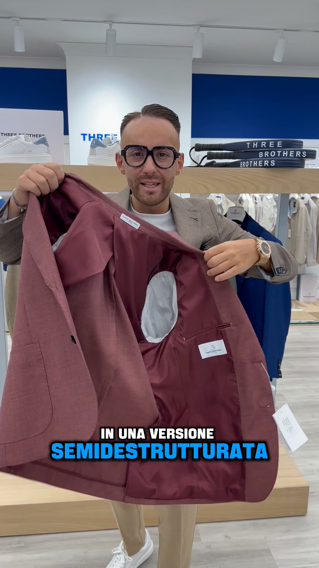Three Brothers Formia Facebook ad: GIACCA LAVORATA €79