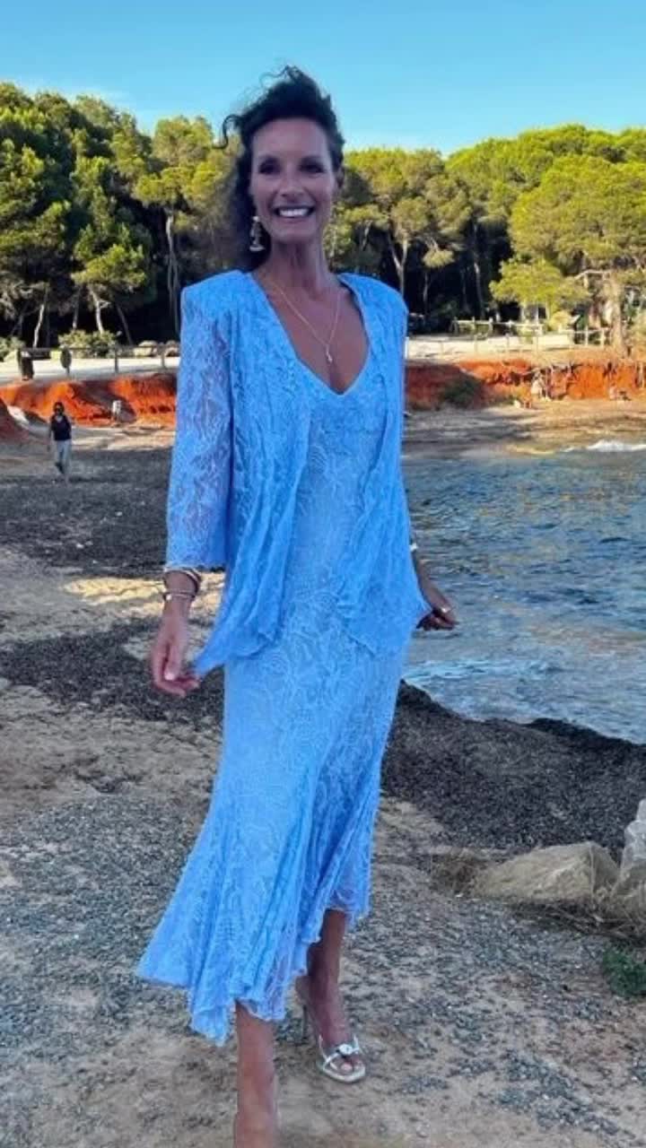Ann Balon Facebook ad: Mother Of The Bride And Special Occasion Dresses