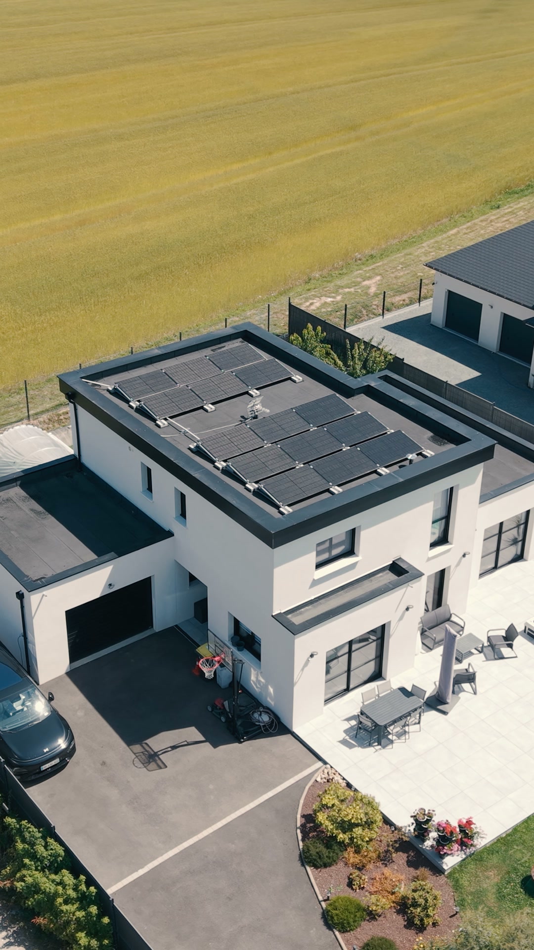 EDF solutions solaires Facebook ad: Votre toit produit votre électricité